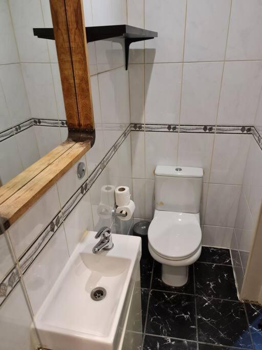 Cute One Bedroom Apartment ロンドン エクステリア 写真